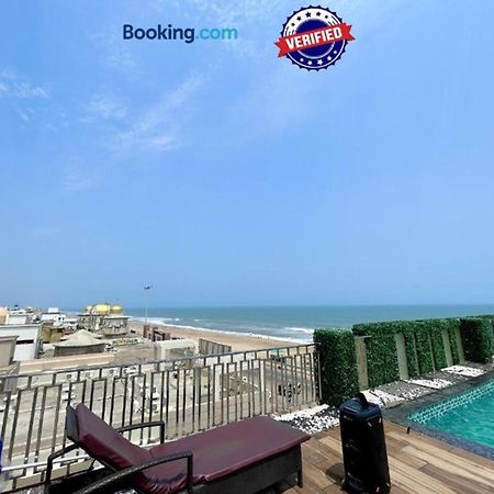 Hotel Tbs ! Puri All-Rooms-Sea View Fully-Air-Conditioned-Hotel With-Lift-And-Parking-Facility Breakfast-Included 外观 照片